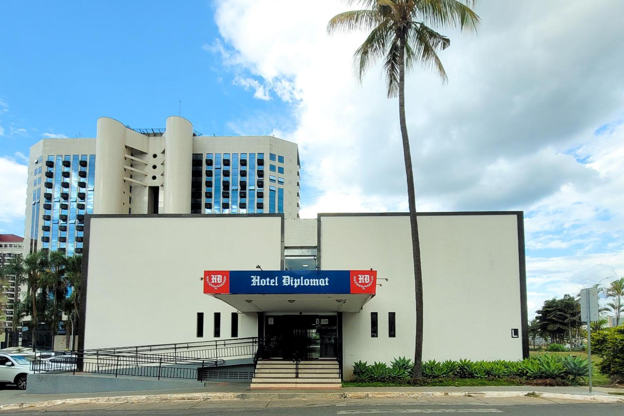 Hotel Diplomat By Bsb Inn Brasilia Bagian luar foto